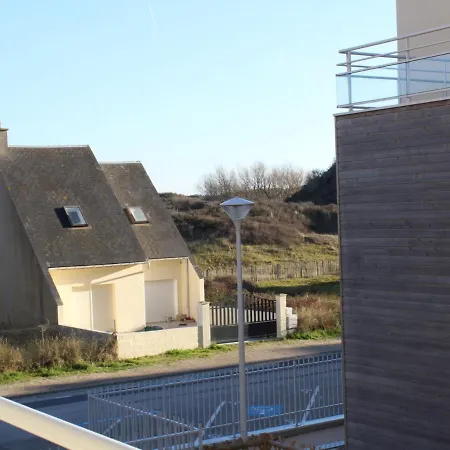 Apartment Familial Pres De La Avec Parking Et Balcon Verdoyant - Fr-1-482-49 *